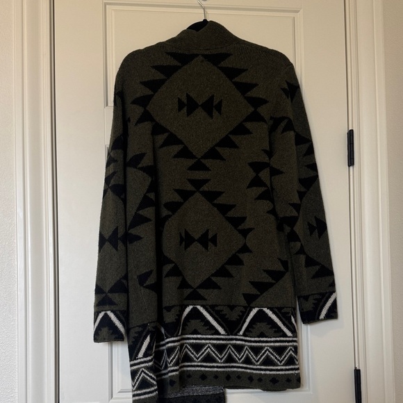 Frye Geometric Patterned Cardigan in Olive and Black - Picture 6 of 6